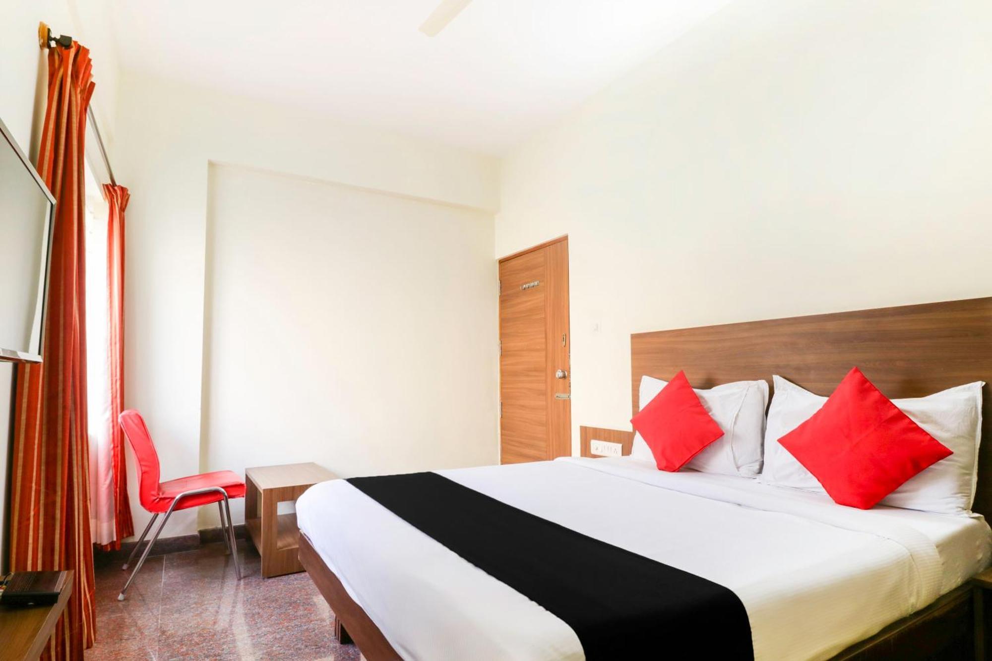 Hotel O Champion Comfort Near Hosahalli Metro Station Bangalore Esterno foto