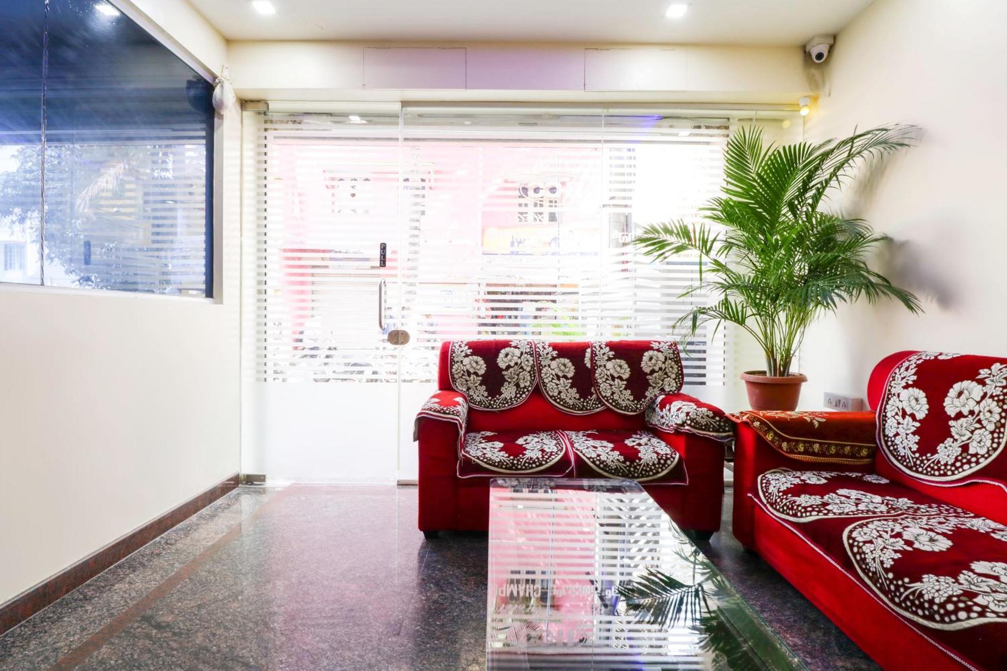 Hotel O Champion Comfort Near Hosahalli Metro Station Bangalore Esterno foto