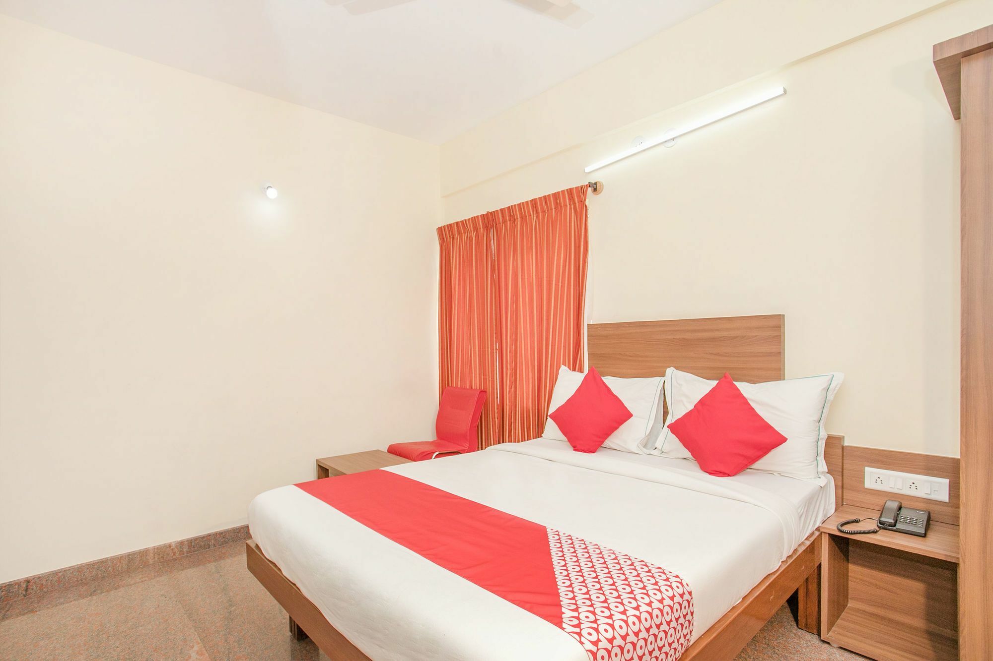 Hotel O Champion Comfort Near Hosahalli Metro Station Bangalore Esterno foto